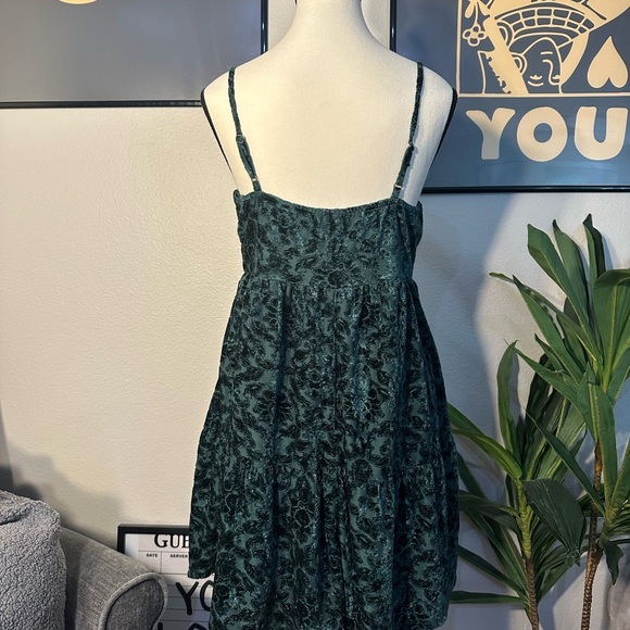 Wild Fable Green Velvet Spaghetti Strap Dress - Picture 3 of 4